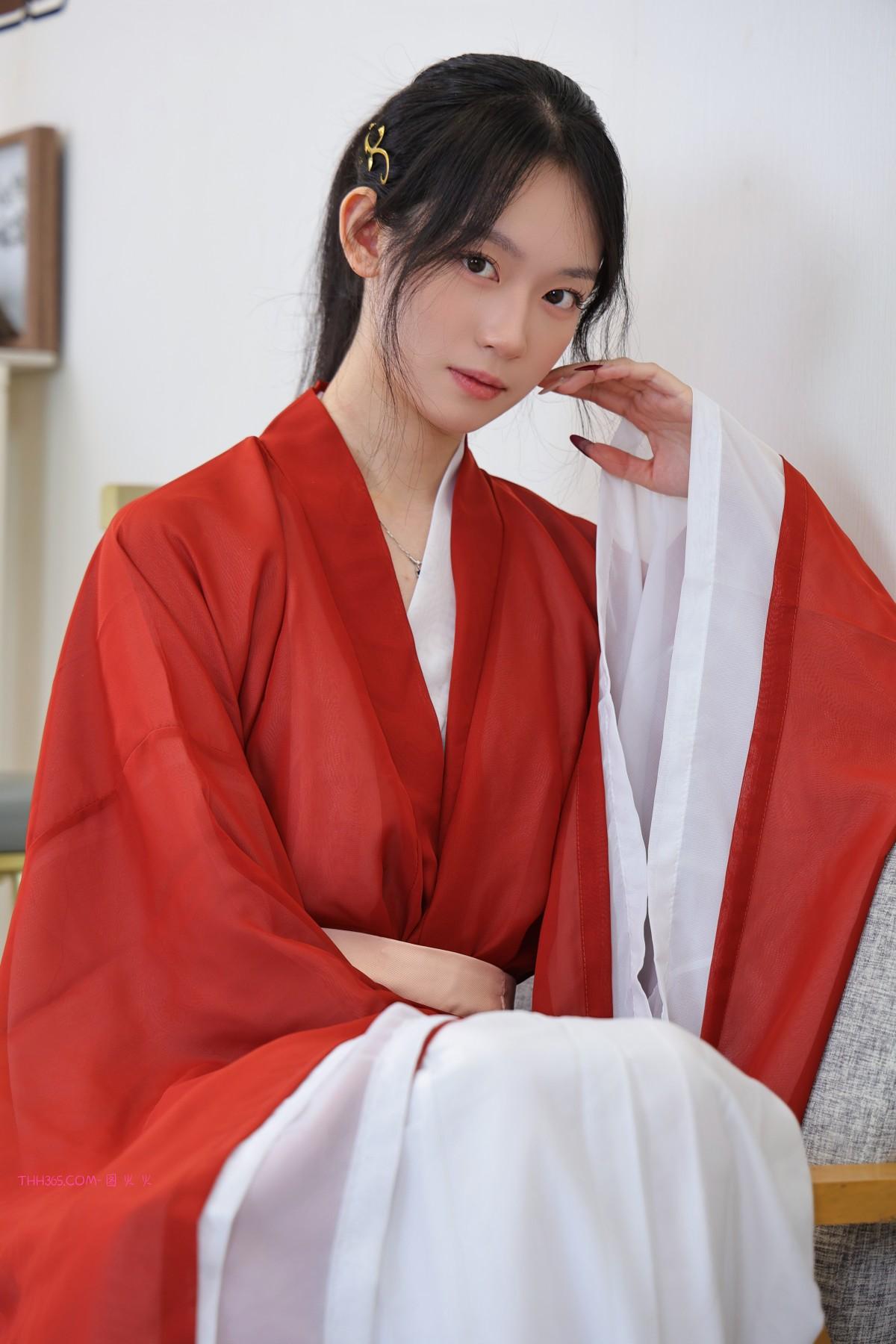 绮梦摄影 373期 小艺 无印珍藏版 [295P/1V/7.9G]插图4