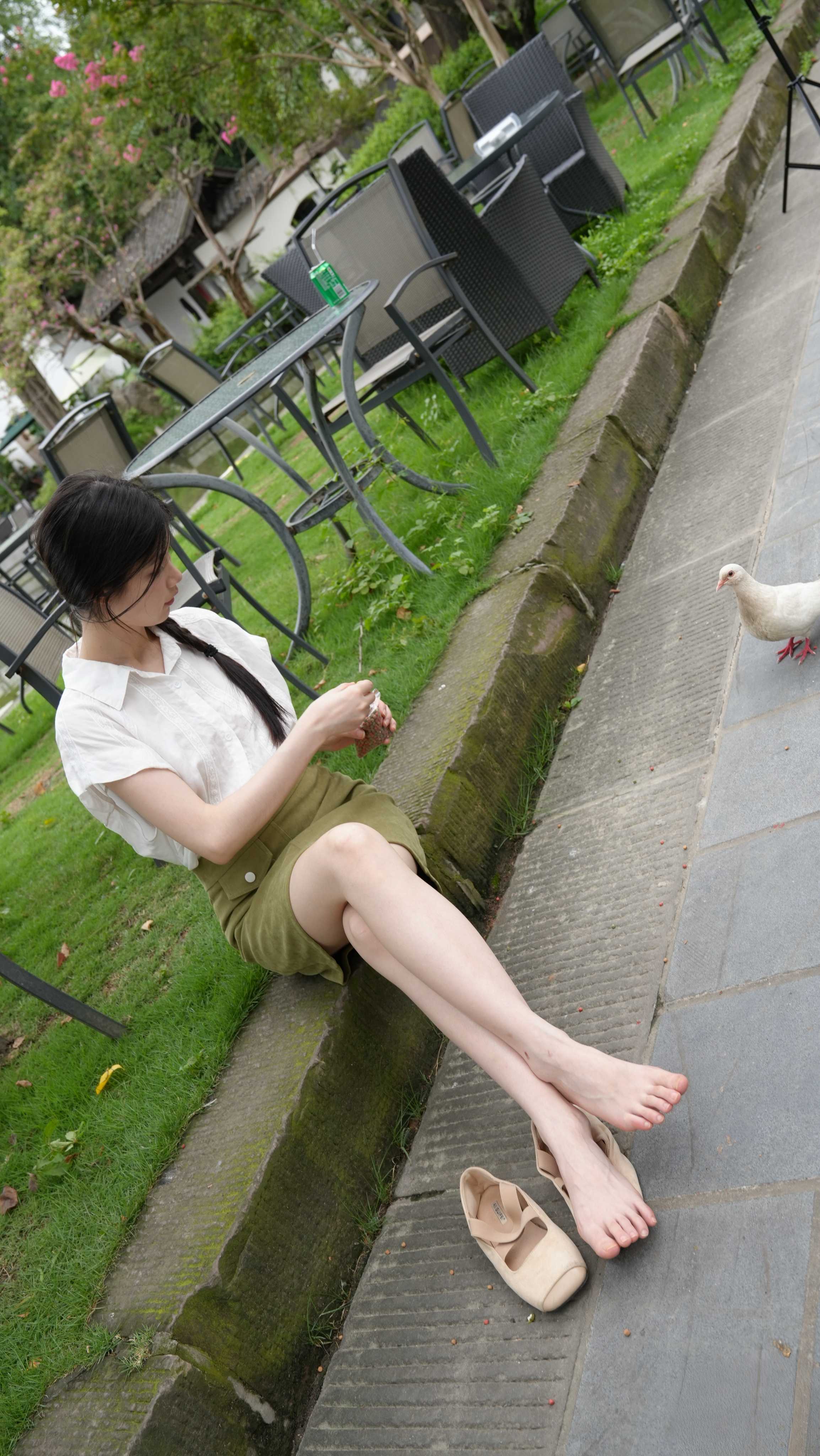 青柠印画-76小小 喂鸽子素材[97P/2V/3.99G]插图4