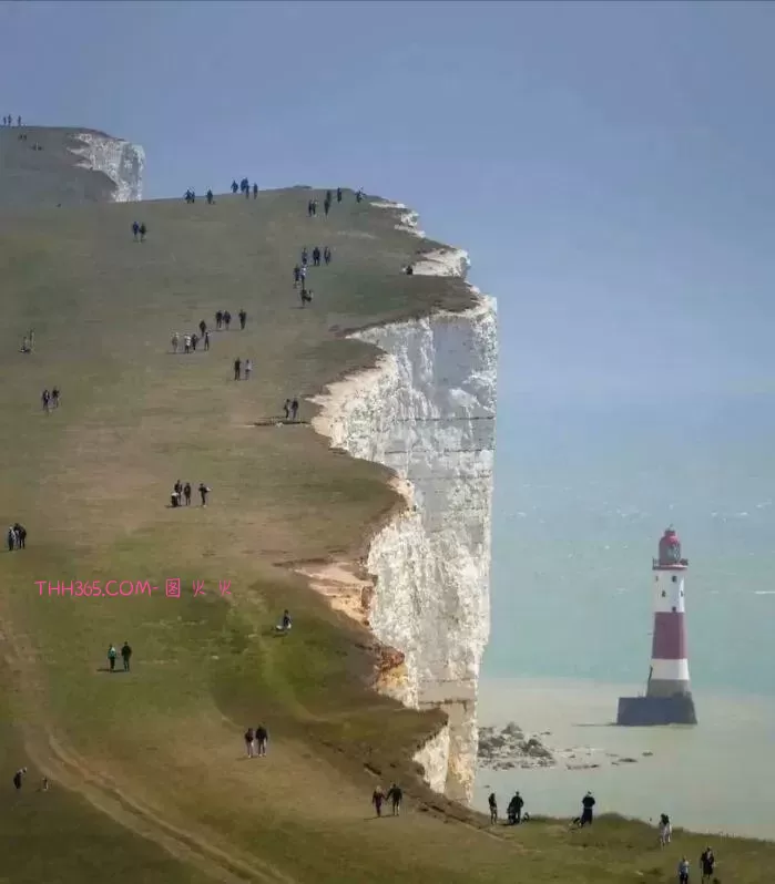 这18个巨物你见过吗？从火星峡谷到海上巨船，每个都很大插图4