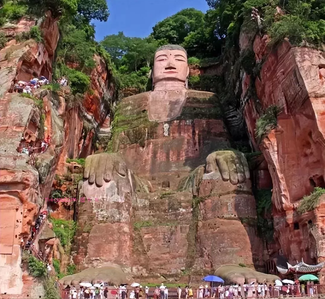 这18个巨物你见过吗？从火星峡谷到海上巨船，每个都很大插图9