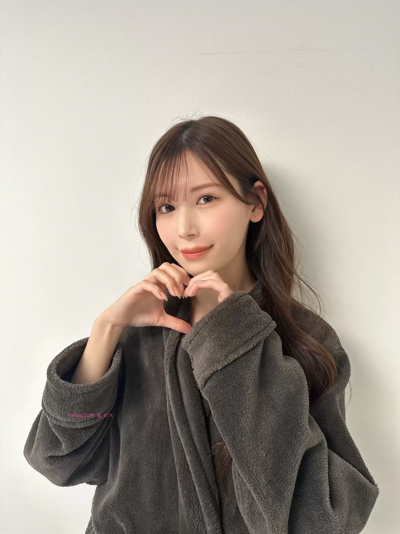 天使萌 引退後迎來 “最大型補強”！明里つむぎ 無預警官宣新動作，正式移籍人氣廠牌 FALENO插图1