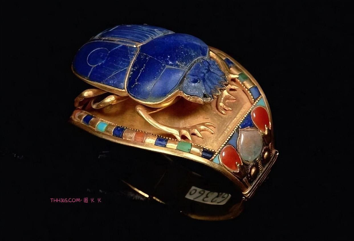 “未被触及的陵墓”：这28张埃及历史照片证明古埃及永存插图19