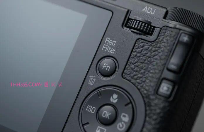 12999元!理光发布GR IV Monochrome纯黑白相机插图3 12999元!理光发布GR IV Monochrome纯黑白相机插图3