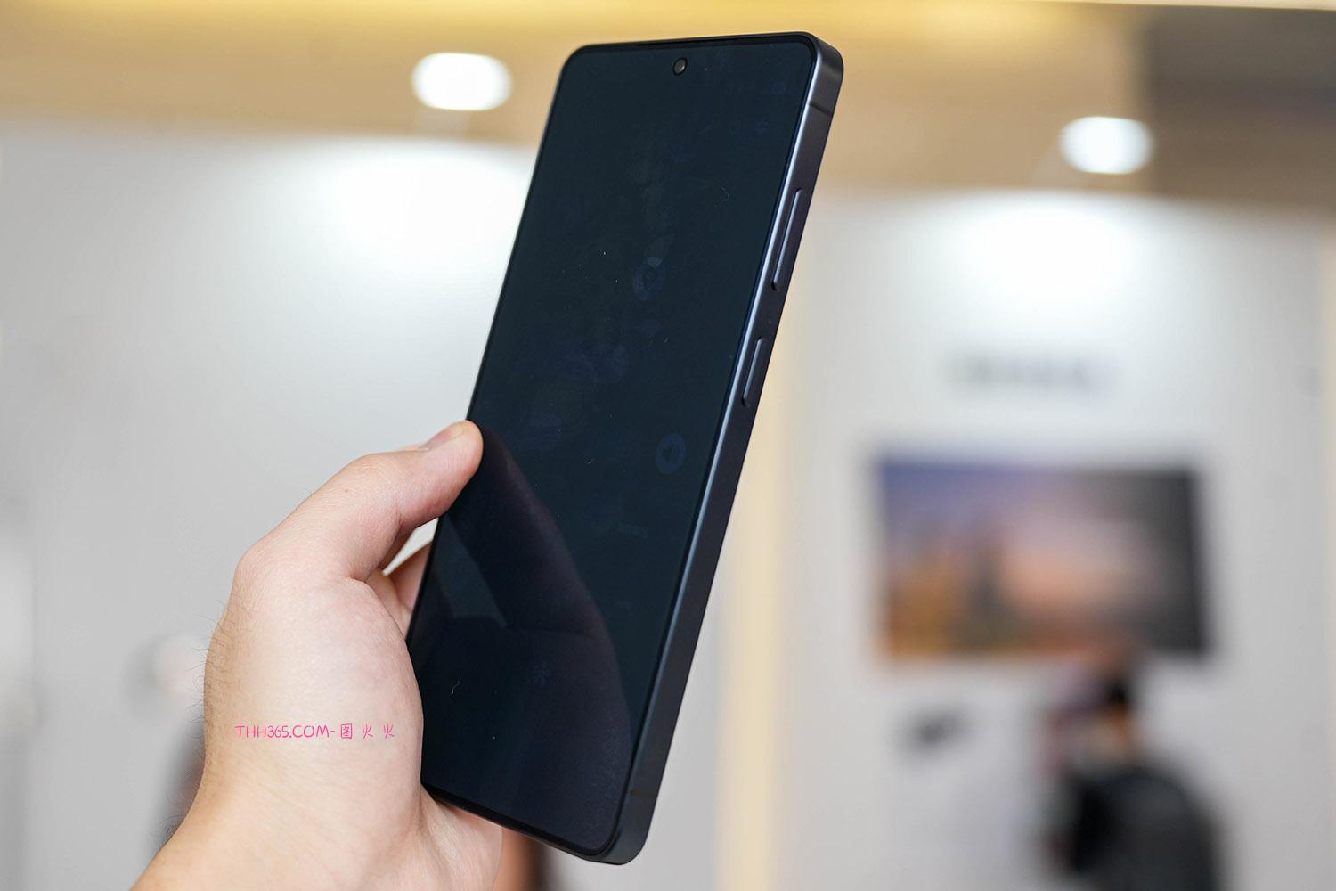 做“减法”的影像旗舰:三星Galaxy S26 Ultra上手体验插图9 做“减法”的影像旗舰:三星Galaxy S26 Ultra上手体验插图9