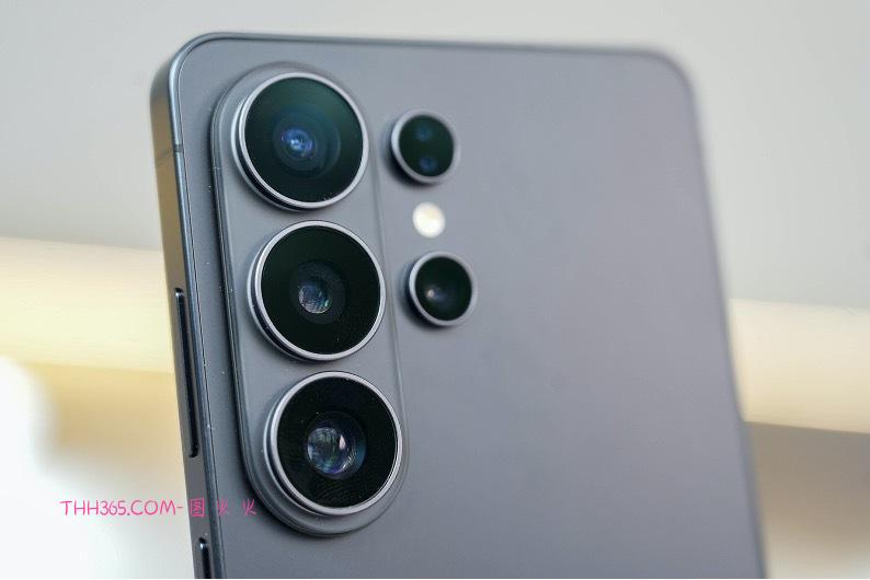 做“减法”的影像旗舰:三星Galaxy S26 Ultra上手体验插图3 做“减法”的影像旗舰:三星Galaxy S26 Ultra上手体验插图3