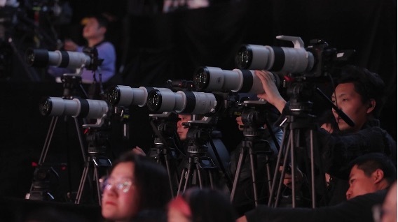 佳能CINEMA EOS系统为《声生不息·华流季》多机位实践赋能插图3 佳能CINEMA EOS系统为《声生不息·华流季》多机位实践赋能插图3