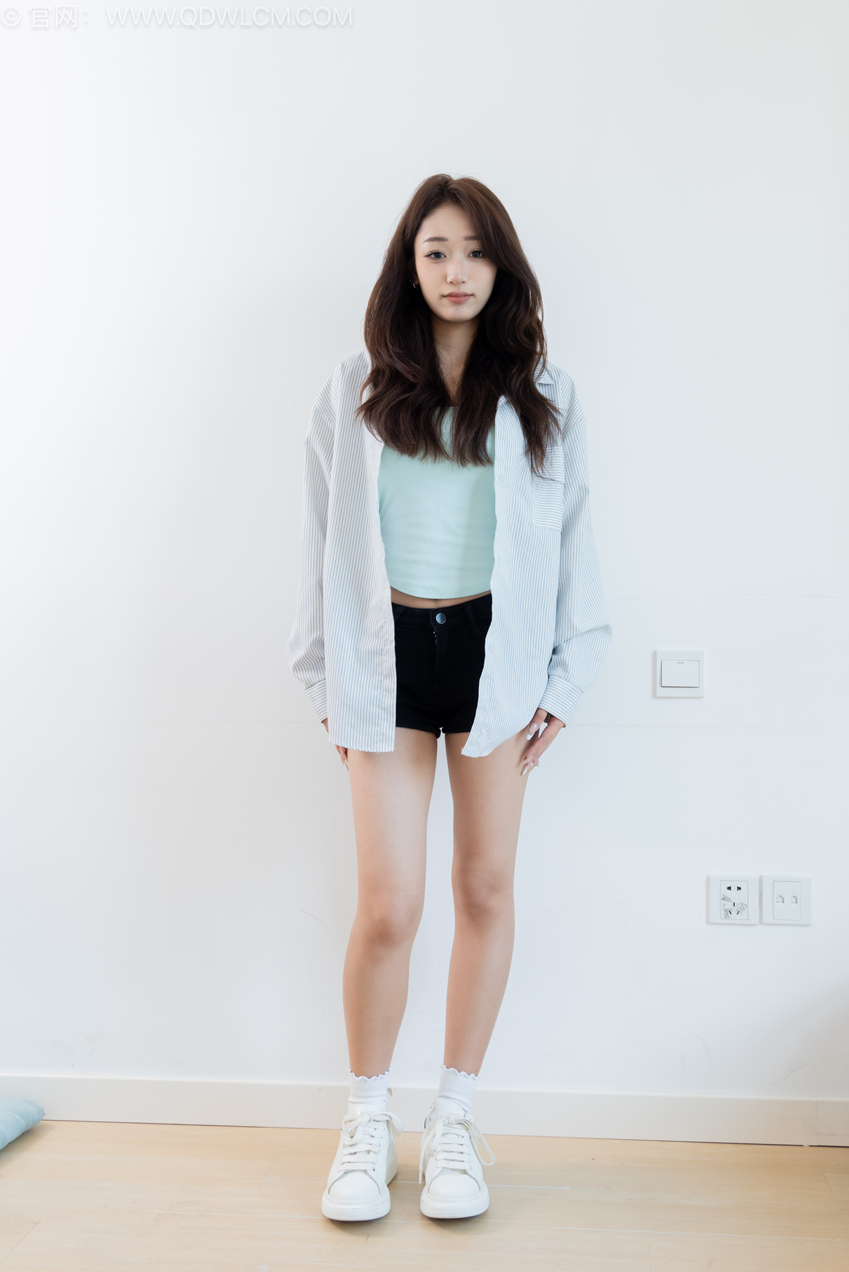 勿恋传媒2569期 半夏[149P/1V/3.29G]插图