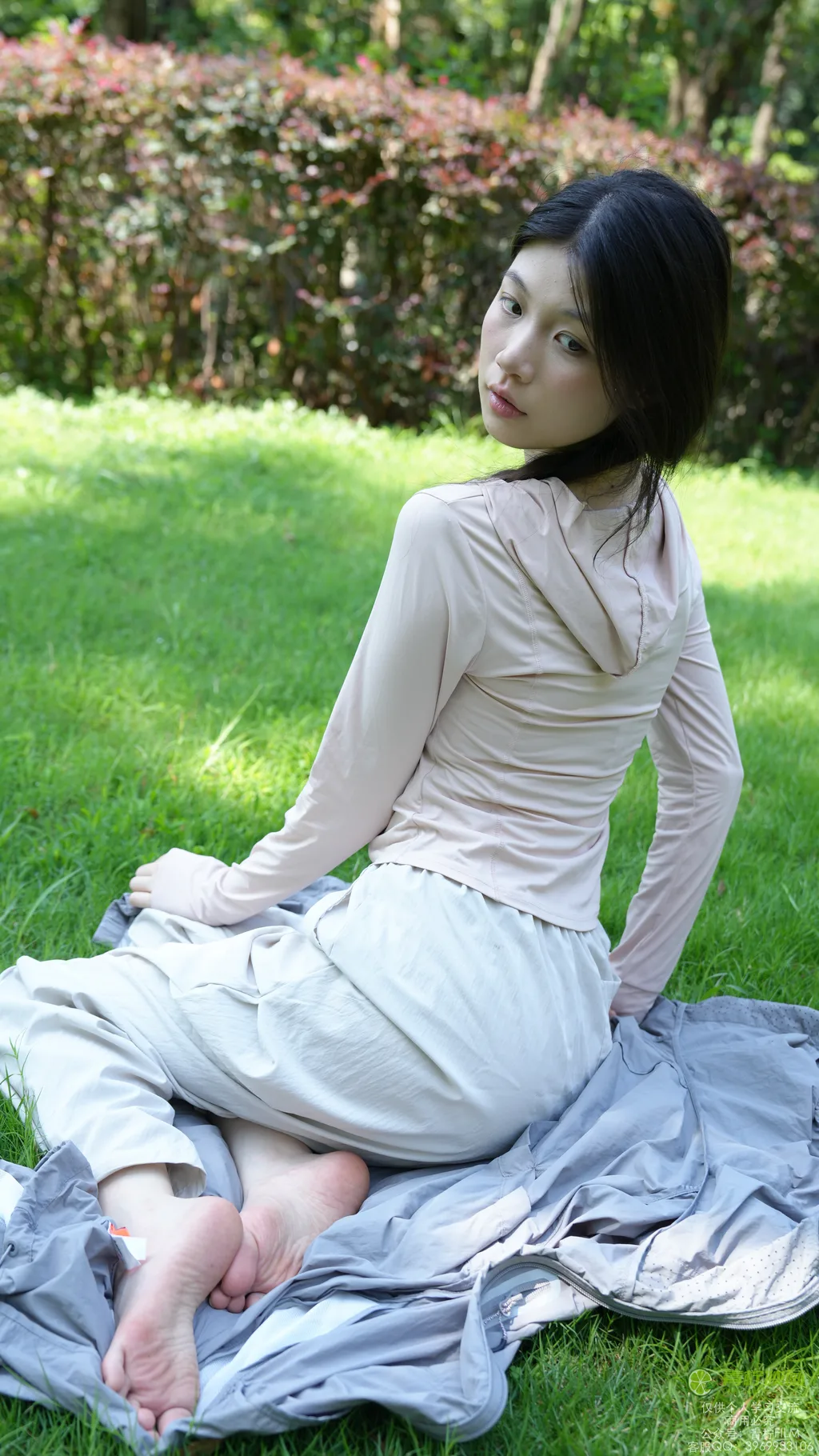 青柠映画 NO.055 – 小小 登山服[156P/2V/4.88GB]插图2