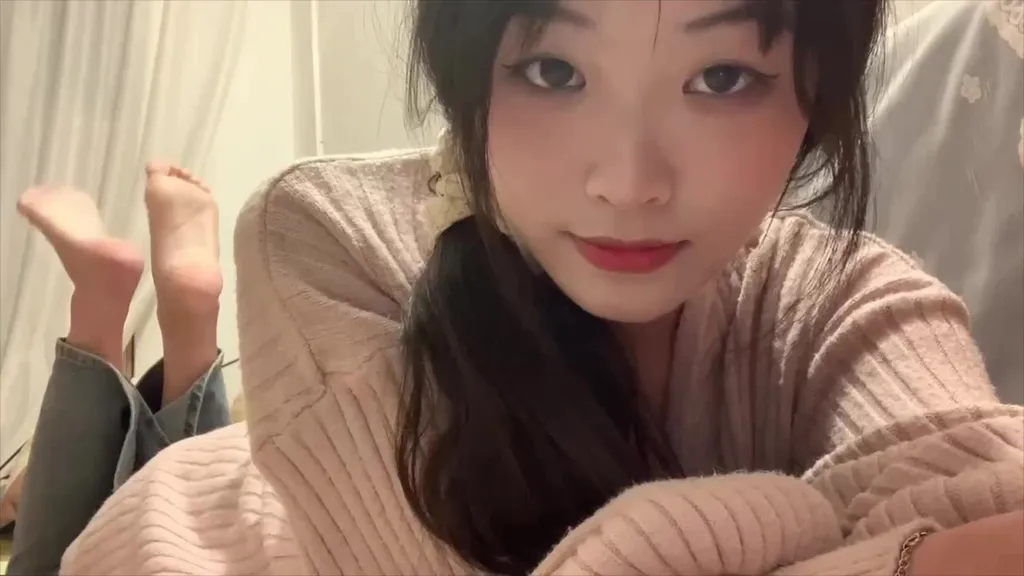 脚模面试脸足同框套路系列-186 可爱美眉 [6V/67M]插图1