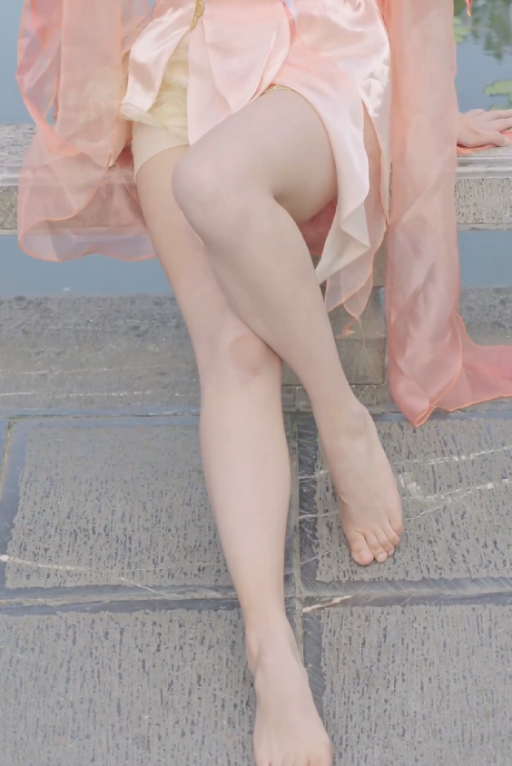 腿控舞蹈小师妹下山咯[39V/5.81G]插图6