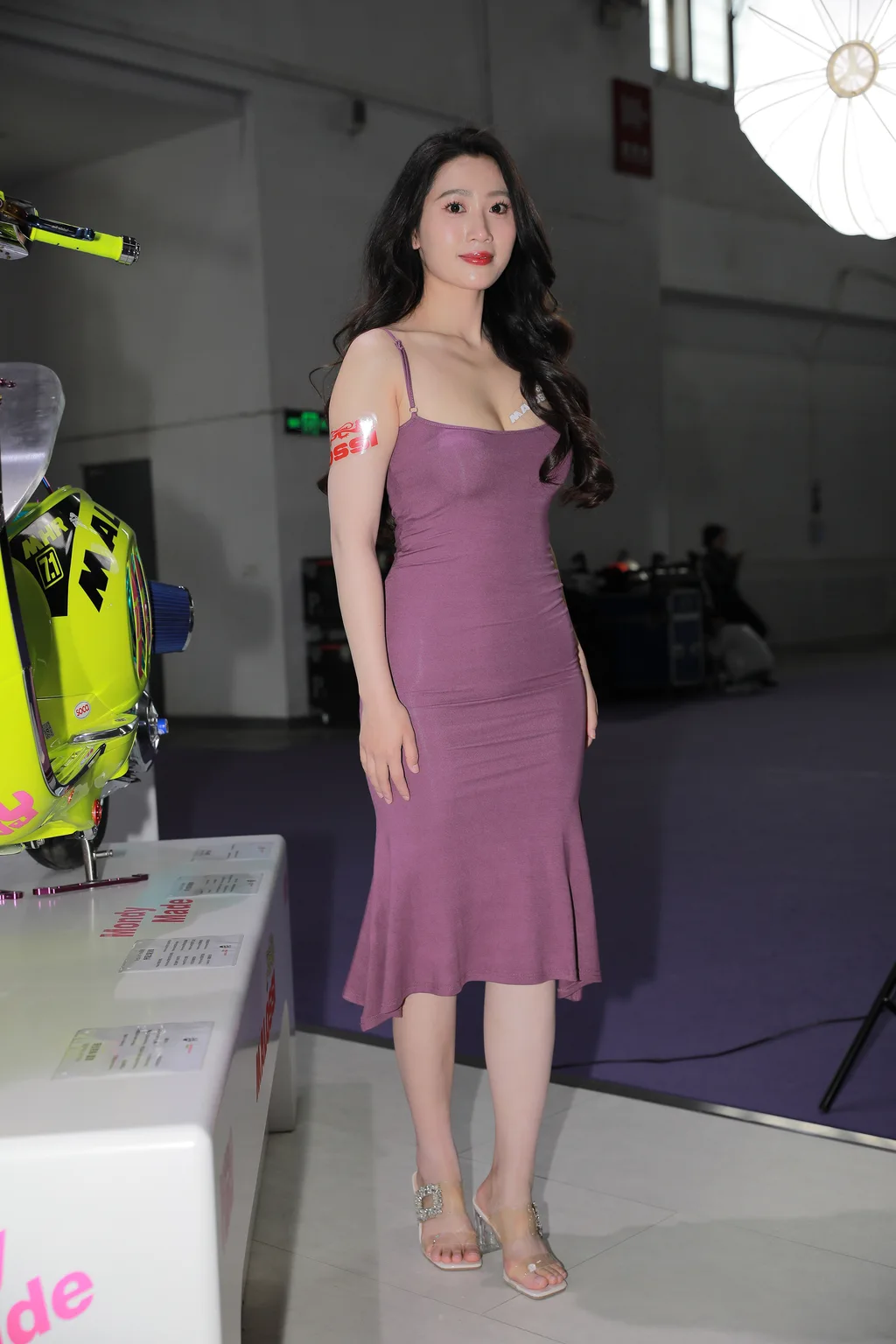 精选街拍作品 NO.6391 粉色吊带裙女神[269P/445MB]插图1