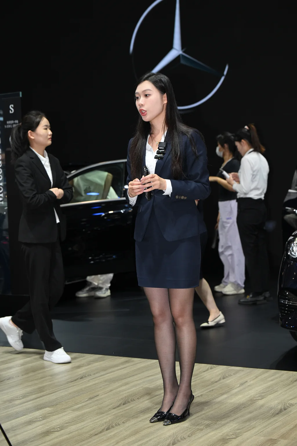 精选街拍作品 NO.6392 黑丝裙装OL[219P/614MB]插图1