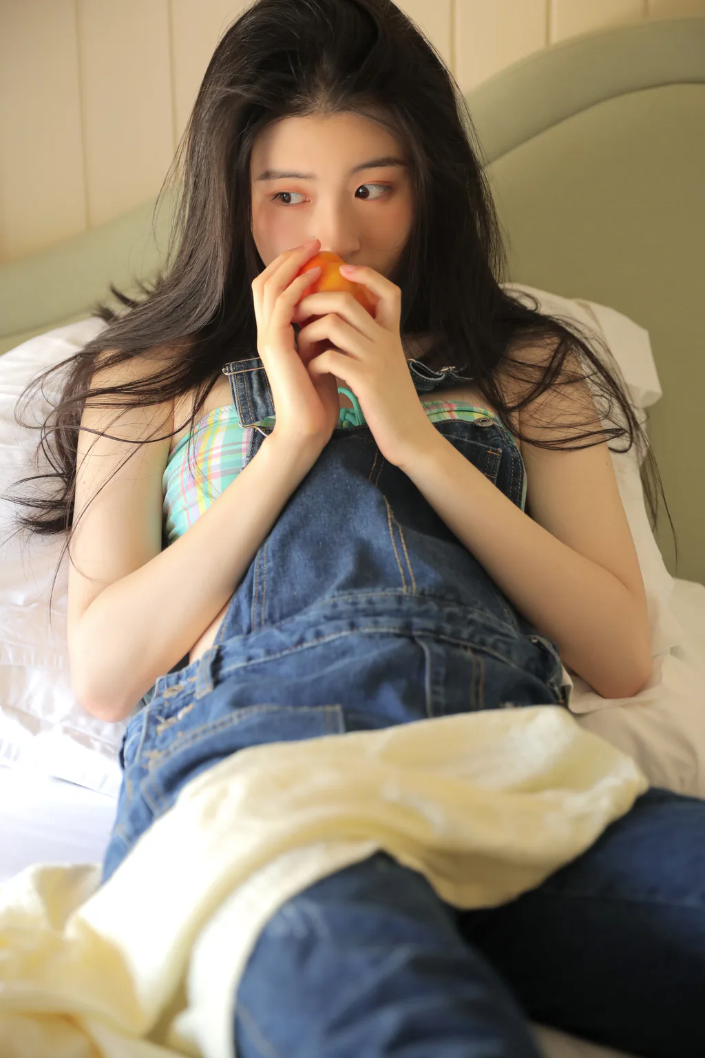 [YITUYU艺图语]2023.01.01 暖暖内含光 吴可心keke[21+1P/210MB]插图