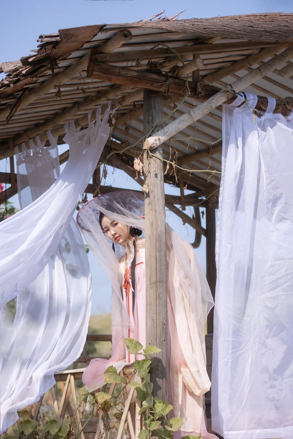 [YITUYU艺图语]2022.12.28 若梦 崴一下[26+1P/230MB]插图3