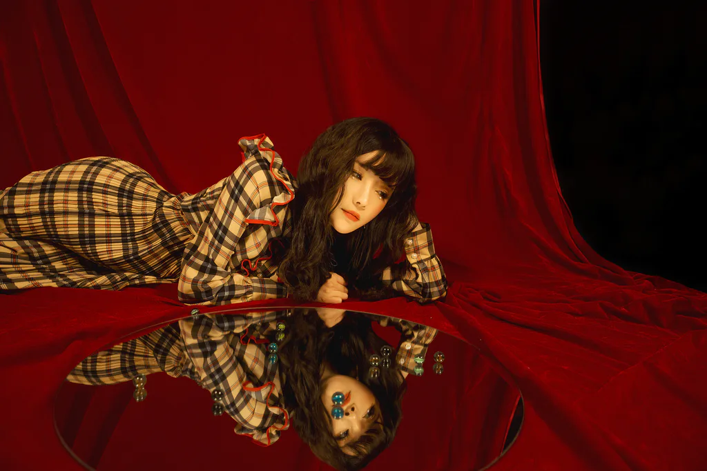 [YITUYU艺图语]2022.12.31 镜中的梦 吴琼琼[20+1P/370MB]插图3