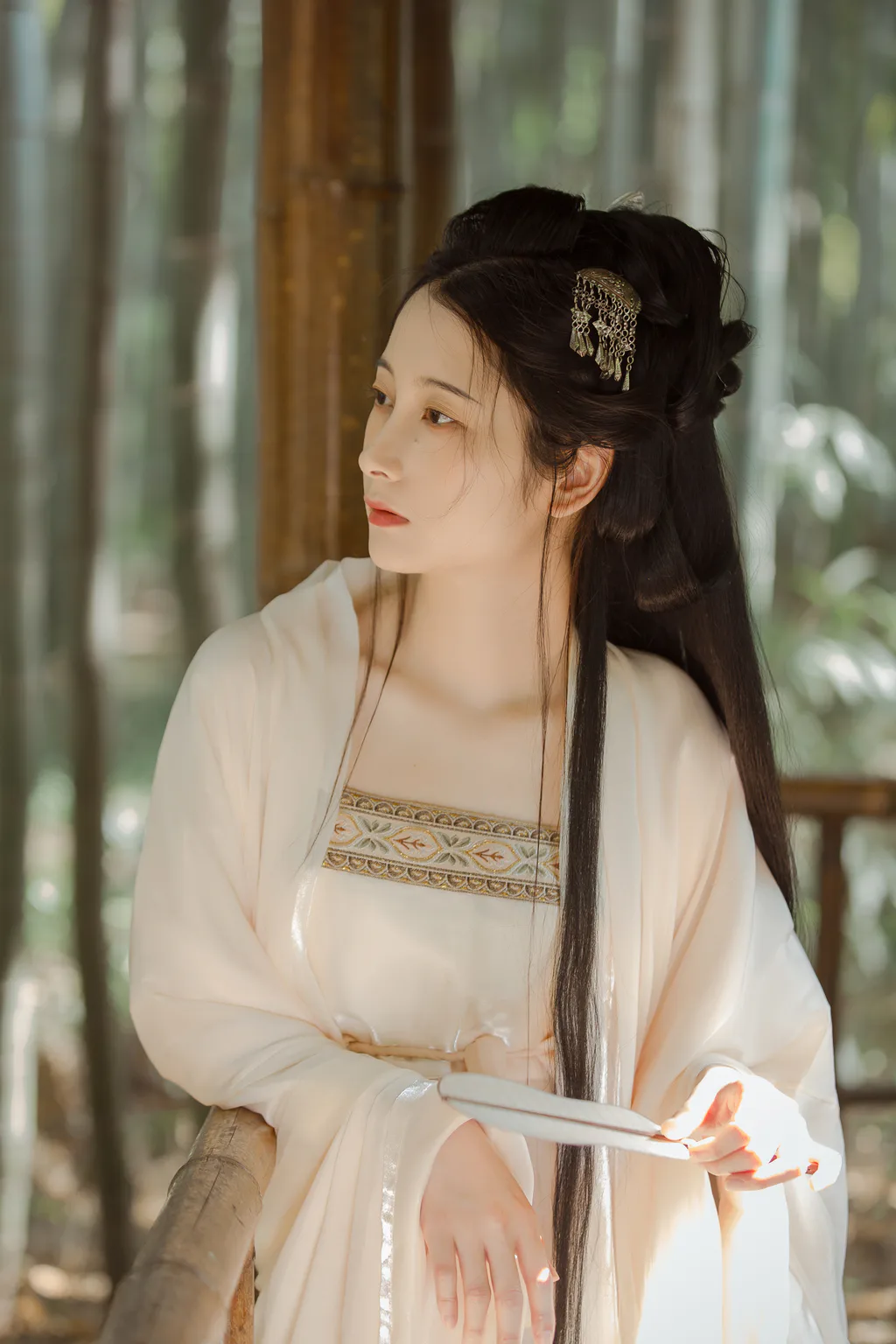 [YITUYU艺图语]2022.12.23 荣耀时，她是象征 五月的三花猫[21+1P/139MB]插图