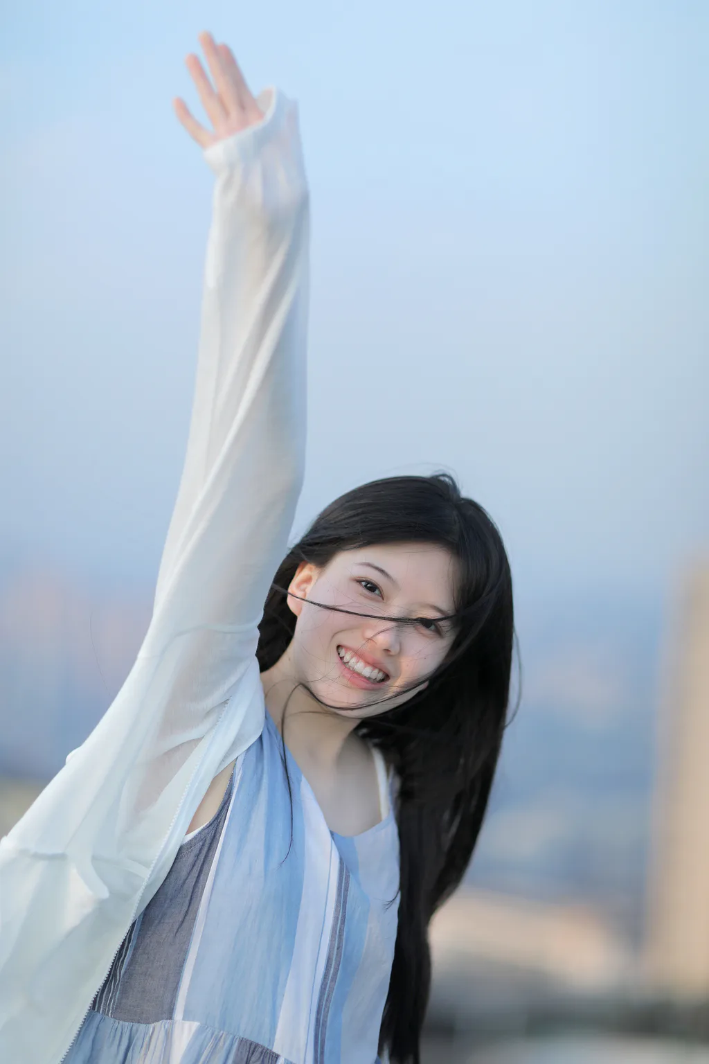 [YITUYU艺图语]2023.01.04 与天空合影 秋阳邑禾[20+1P/197MB]插图