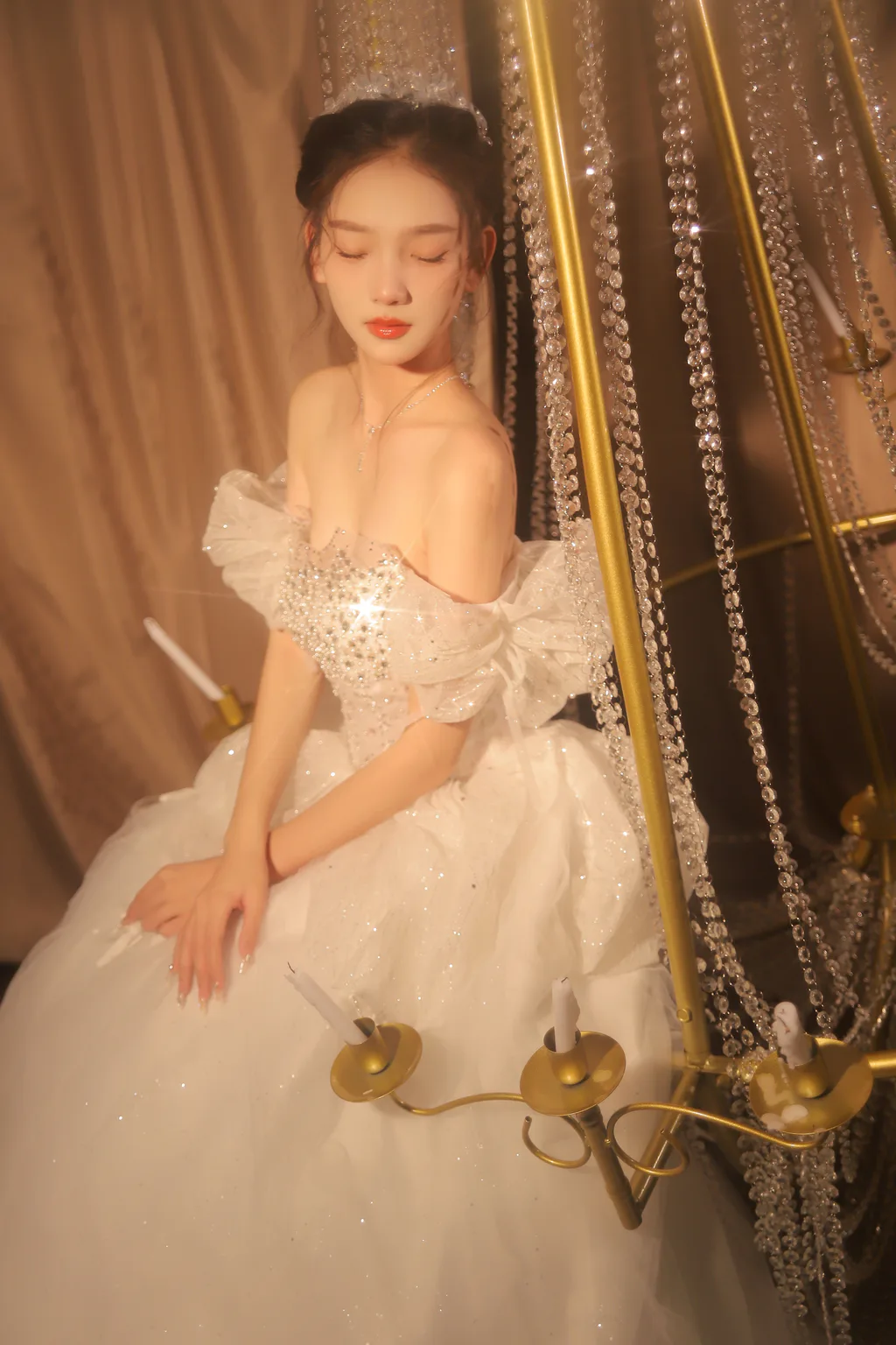 [YITUYU艺图语]2023.01.05 Young and beautiful ccc[21+1P/218MB]插图