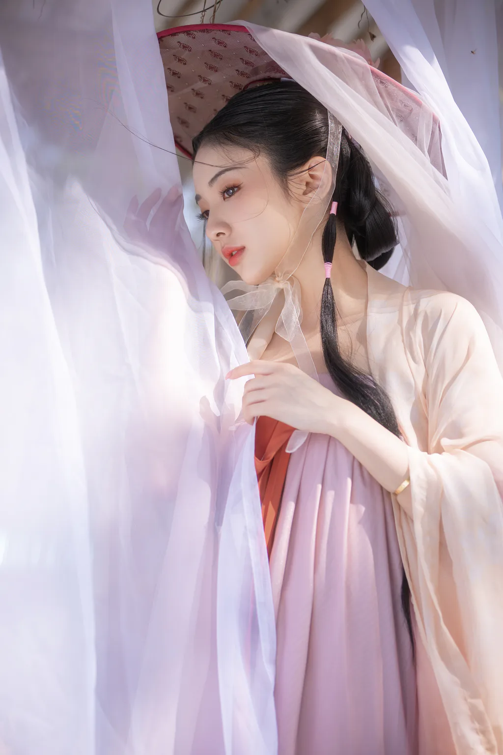 [YITUYU艺图语]2022.12.28 若梦 崴一下[26+1P/230MB]插图