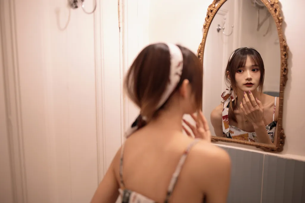 [YITUYU艺图语]2022.12.18 晚秋思绪 兔子Zzz不吃胡萝卜[20+1P/364MB]插图