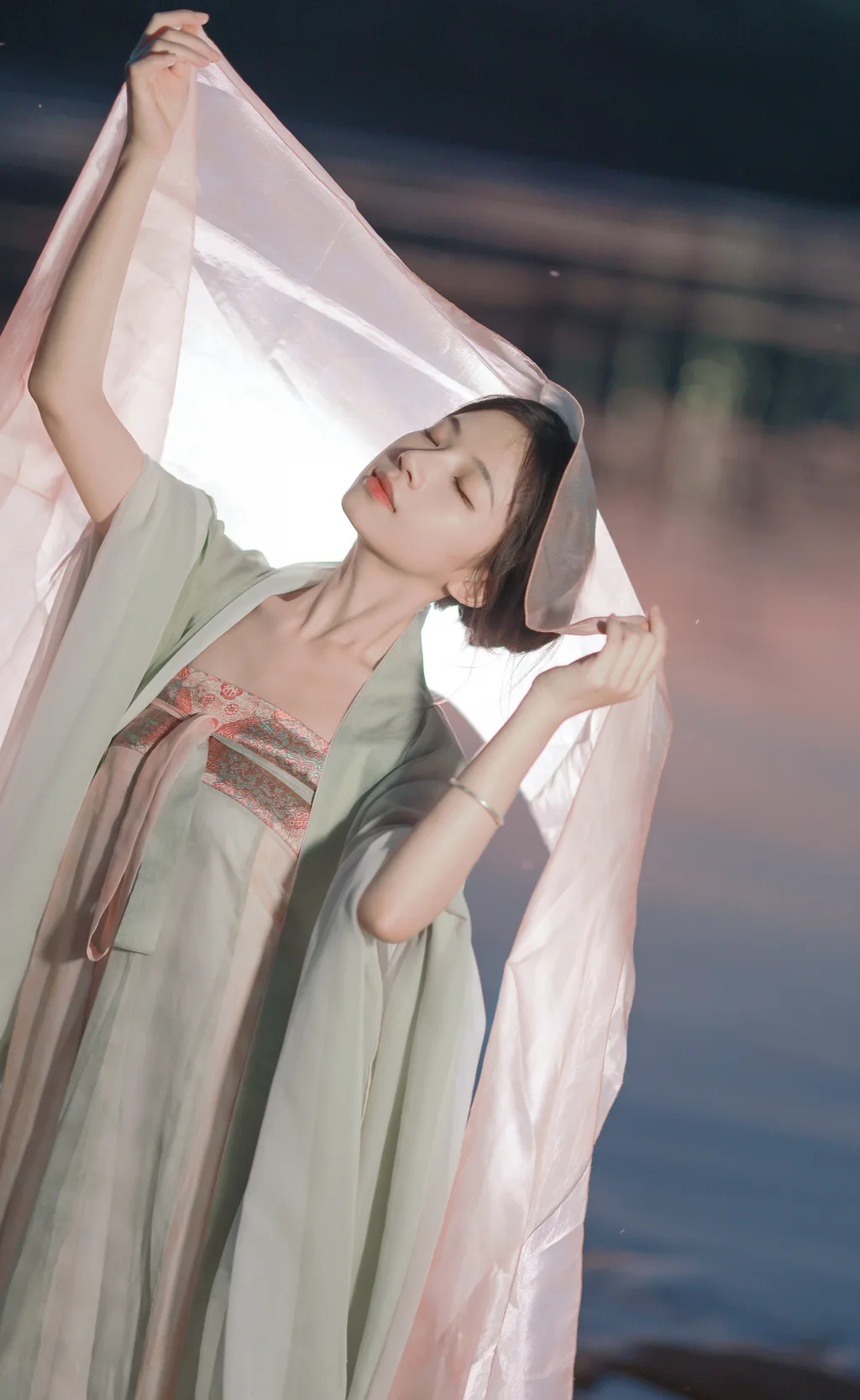 [YITUYU艺图语]2022.12.15 星河 卷卷[22+1P/157MB]插图1