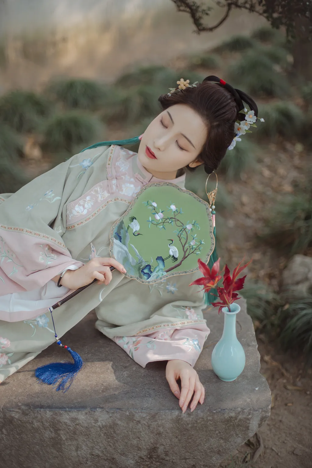 [YITUYU艺图语]2022.12.25 我于窗中窥伤鹤 我是金儿呀[25+1P/162MB]插图1