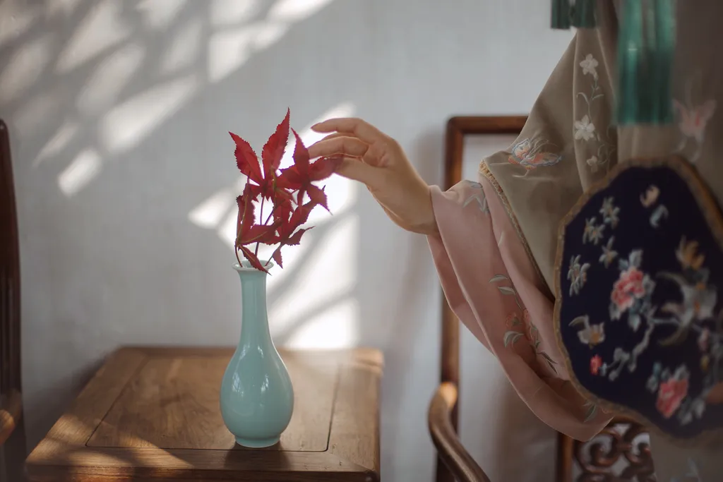 [YITUYU艺图语]2022.12.25 我于窗中窥伤鹤 我是金儿呀[25+1P/162MB]插图2