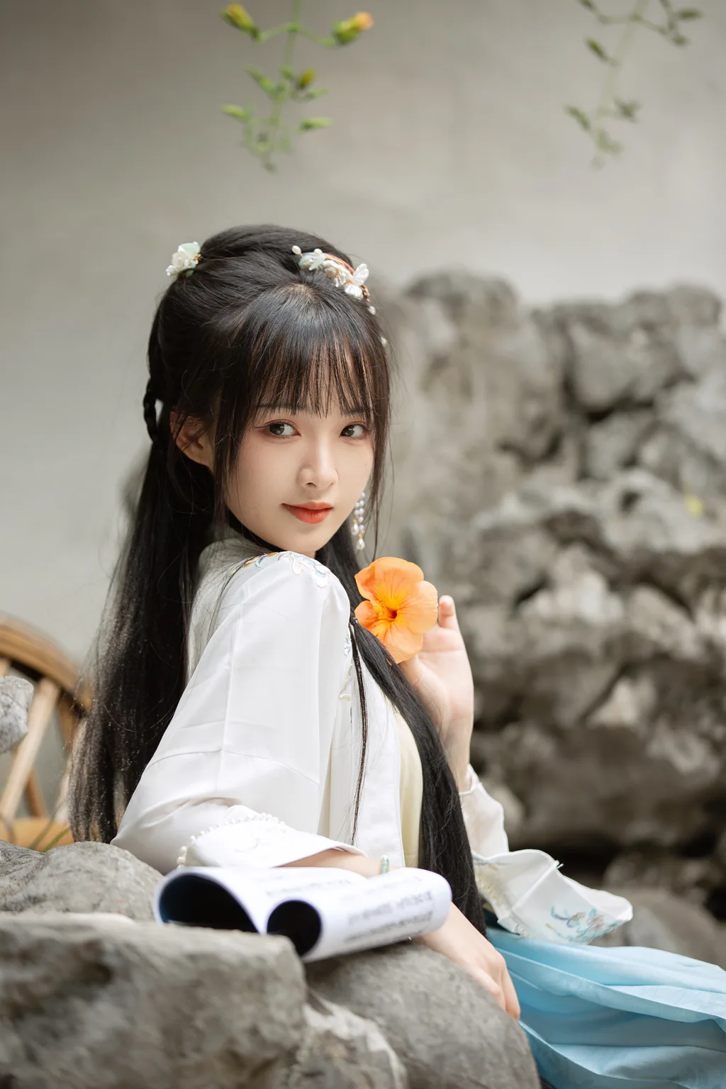 [YITUYU艺图语]2022.12.29 小扇引微凉，悠悠夏日长 莉莉崽w[22+1P/142MB]插图1