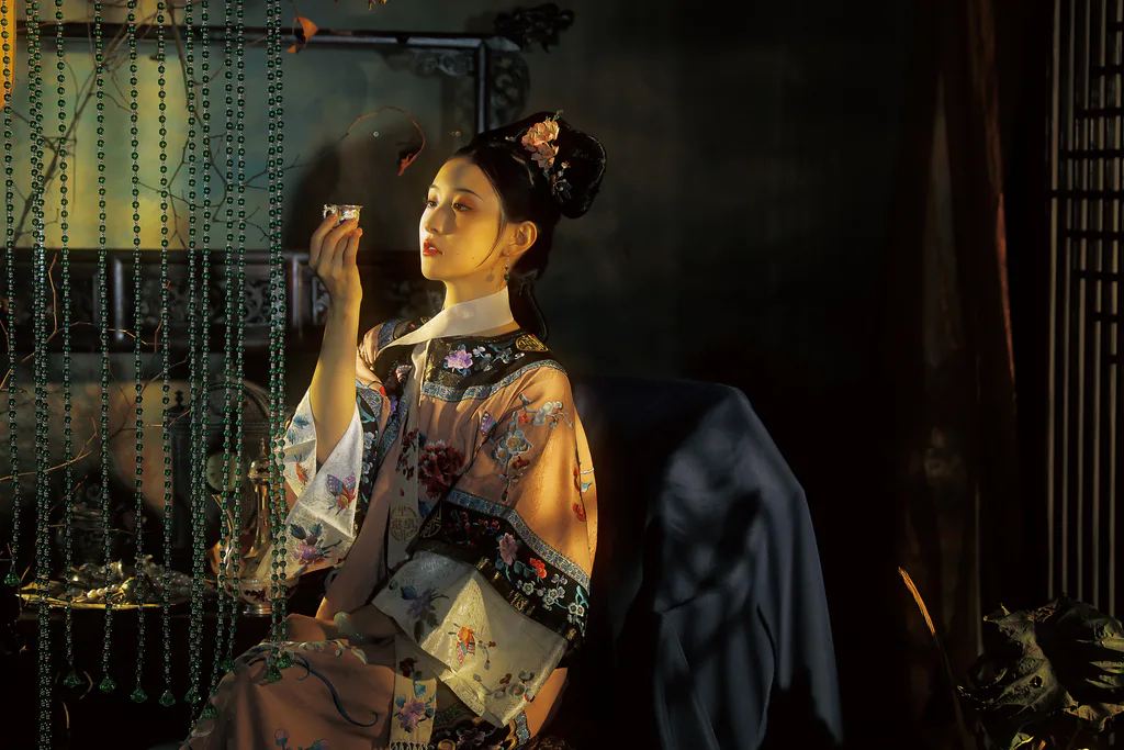 [YITUYU艺图语]2023.01.03 我如落叶 不及丿[20+1P/148MB]插图1