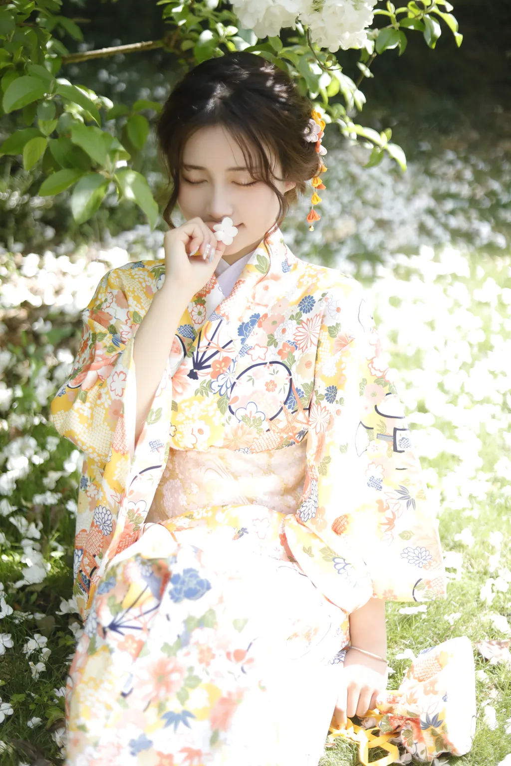 [YITUYU艺图语]2022.12.19 绣球花少女 3F-WX[23+1P/445MB]插图2