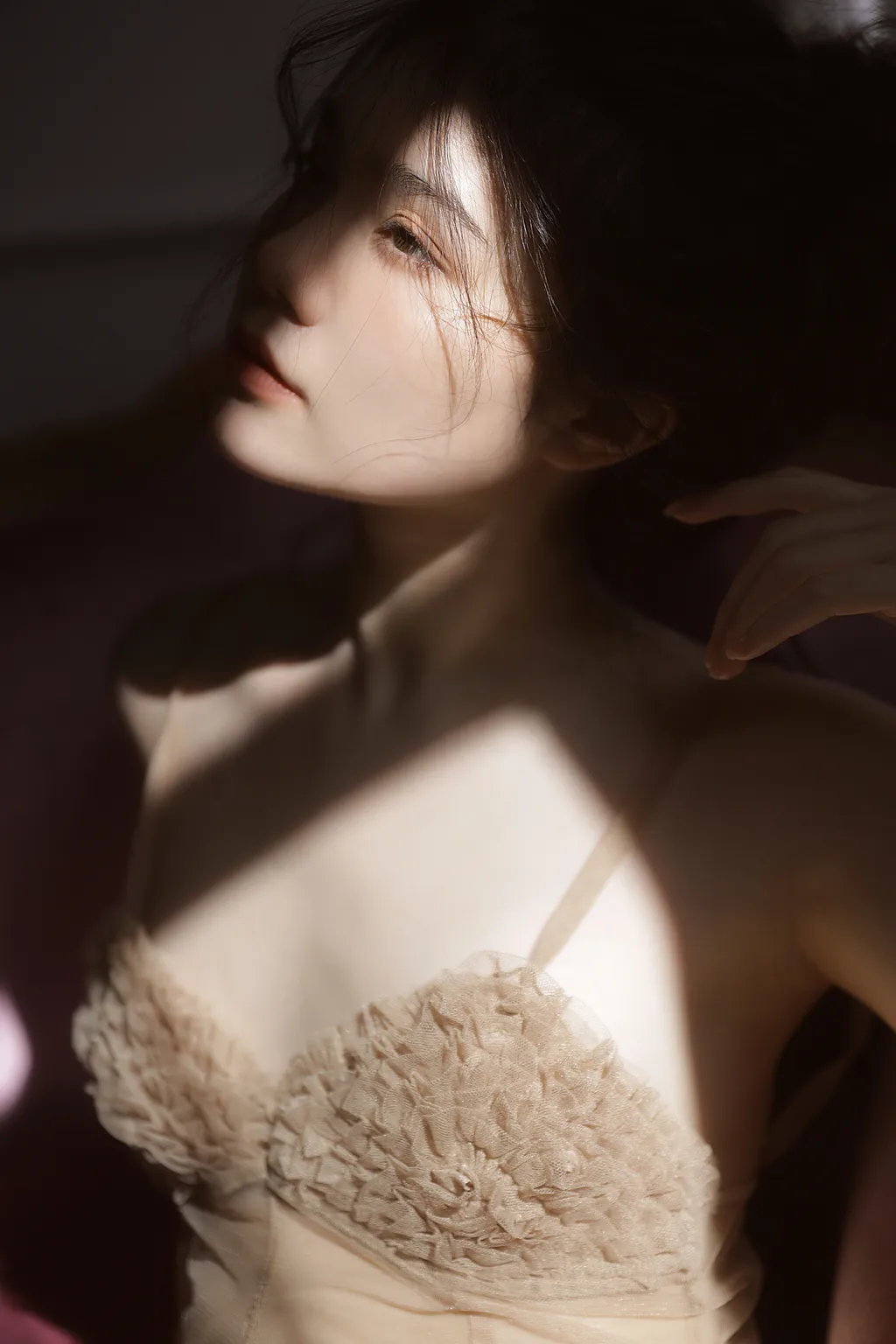 [YITUYU艺图语]2022.12.14 光影 33[23+1P/283MB]插图2