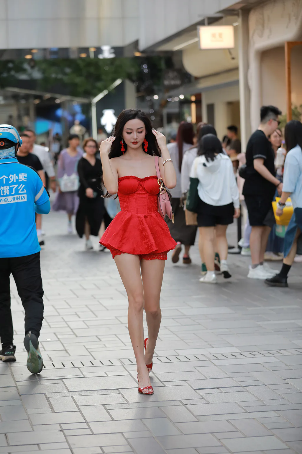 精选街拍作品 NO.6444 红裙长腿高跟镁钕[326P/394MB]插图2
