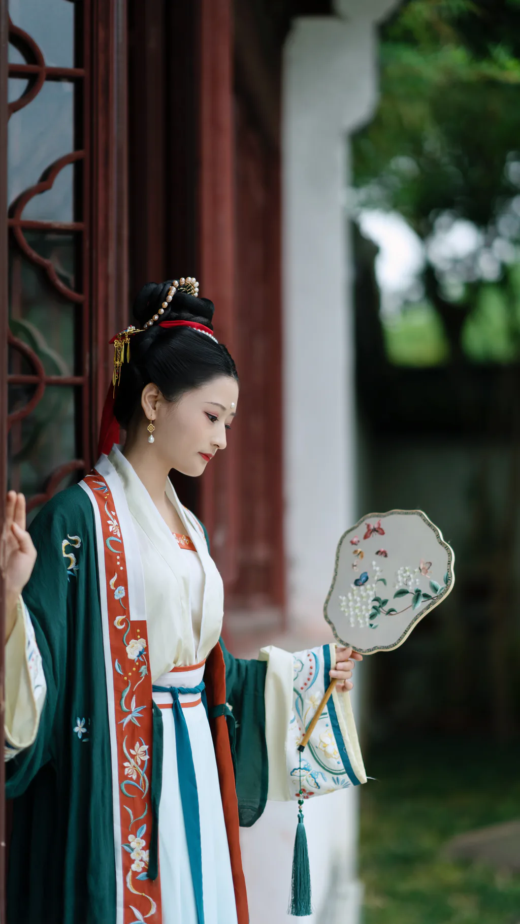 [YITUYU艺图语]2023.01.05 清平乐 谨言JINYAN99[23+1P/113MB]插图2