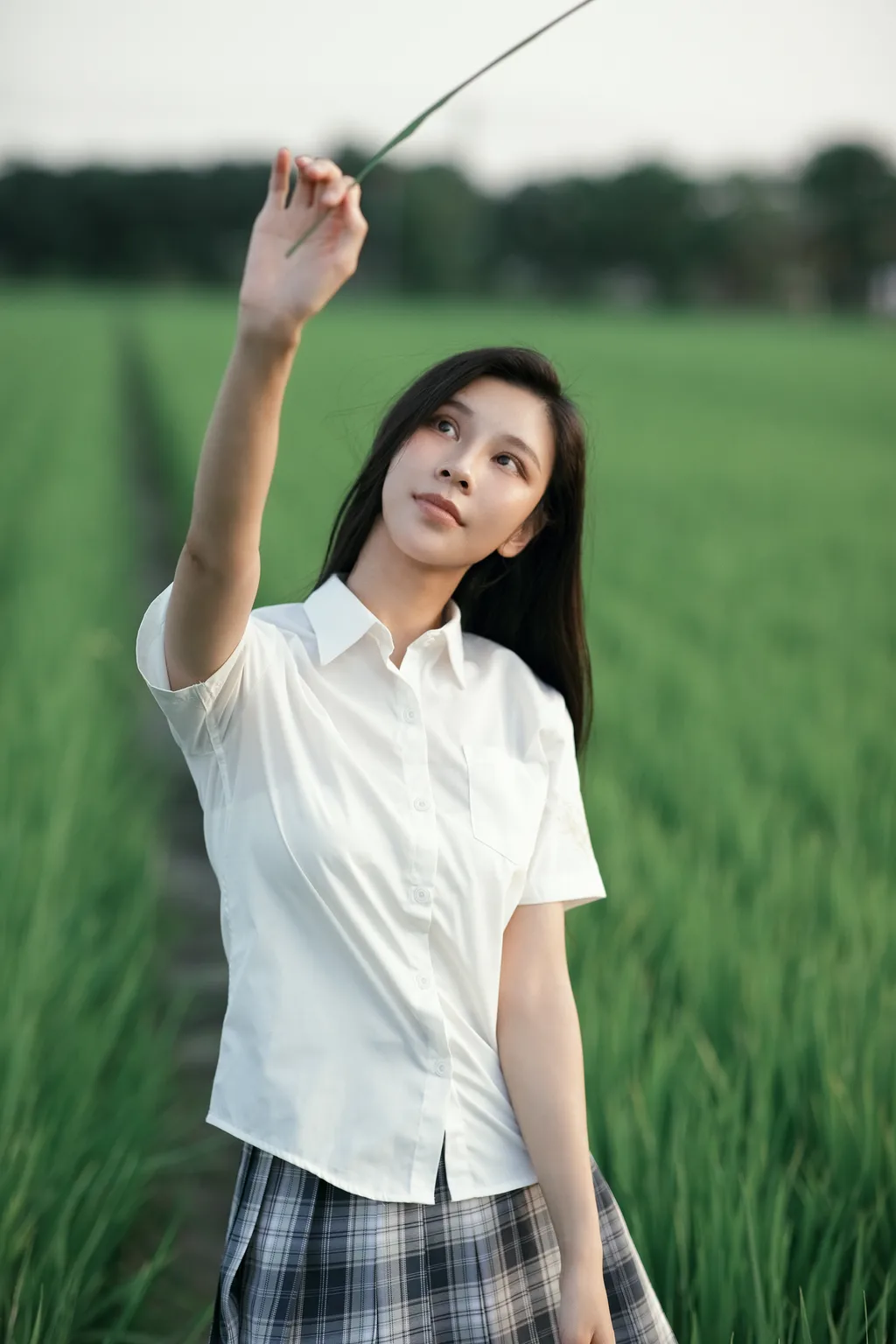 [YITUYU艺图语]2022.12.18 相遇稻田 周周[26+1P/243MB]插图1