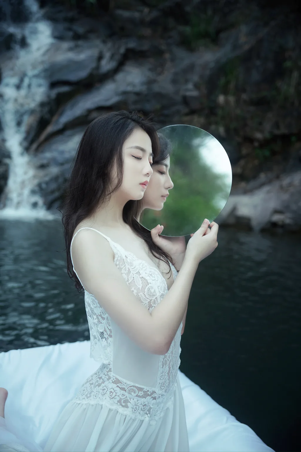 [YITUYU艺图语]2022.12.22 落入凡间的天使 桃桃[33+1P/350MB]插图1