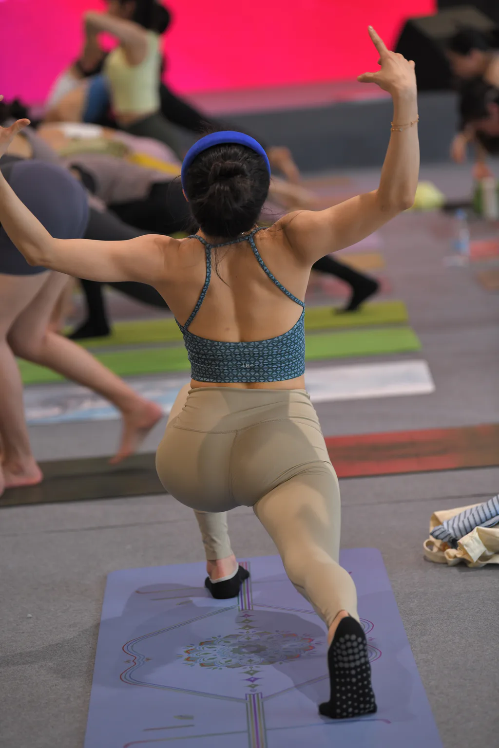 精选街拍作品 NO.6415 练就一个好身材[83P/139MB]插图3