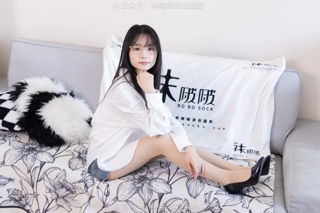 [BoBoSocks袜啵啵]NO.623 甜甜圈-高跟鞋、薄肉丝[150P/1V/5.57GB]插图2