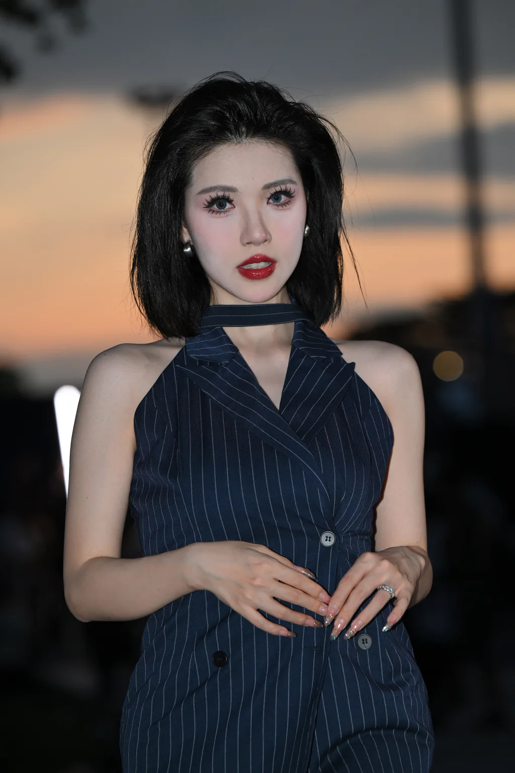 精选街拍作品 NO.6424 气质条纹吊带裙[101P/256MB]插图2