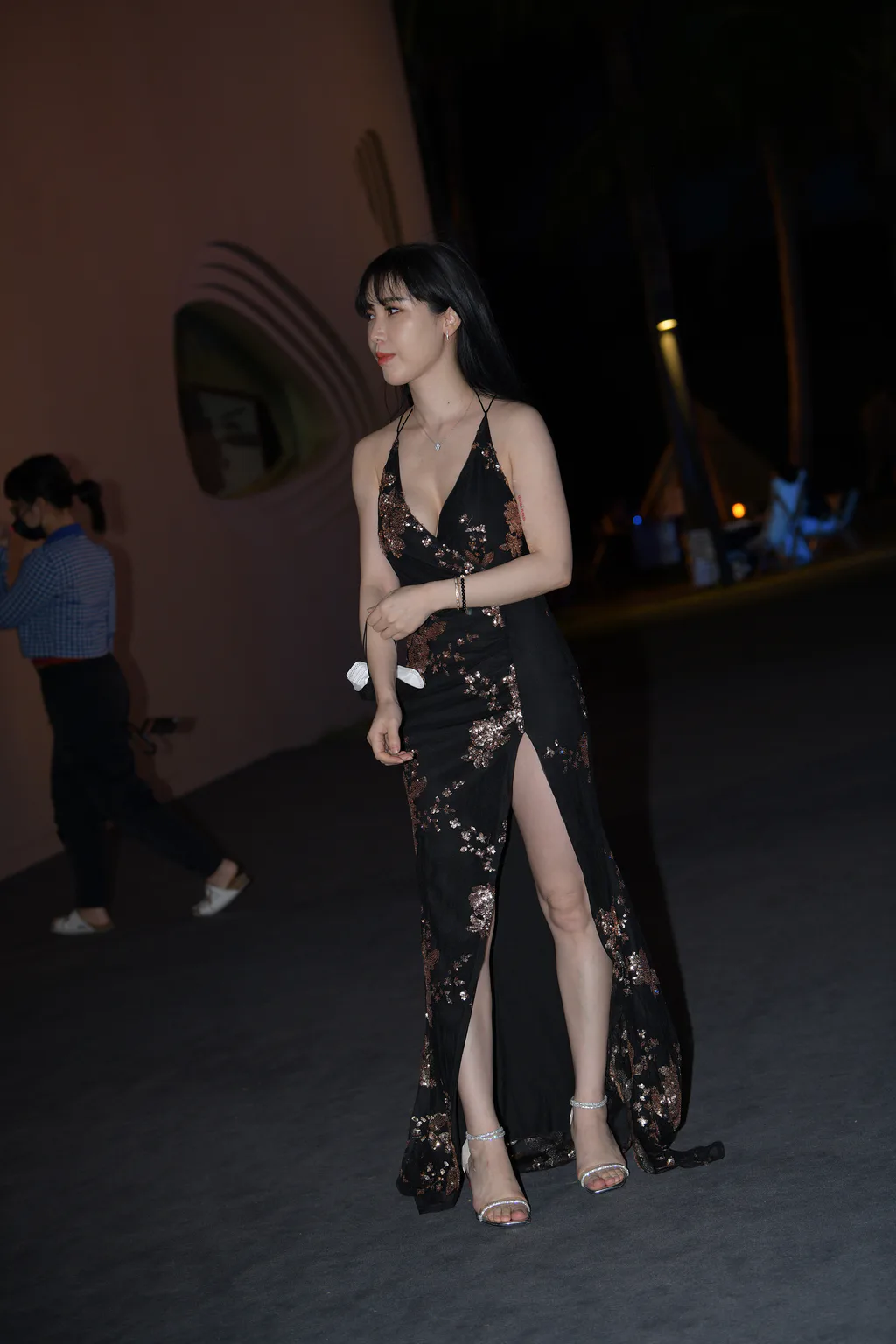 精选街拍作品 NO.6458 复古黑色长裙[140P/231MB]插图3