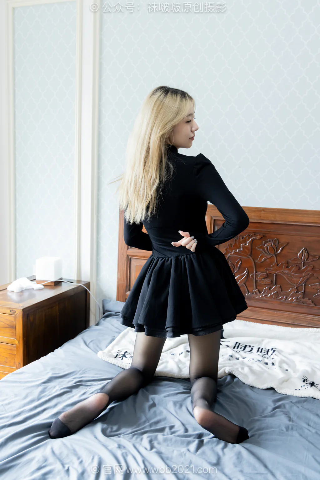 [BoBoSocks袜啵啵]NO.632 小甜豆-高跟鞋、薄黑丝、丝袜淋满精油搓脚剧情[173P/1V/8.01GB]插图