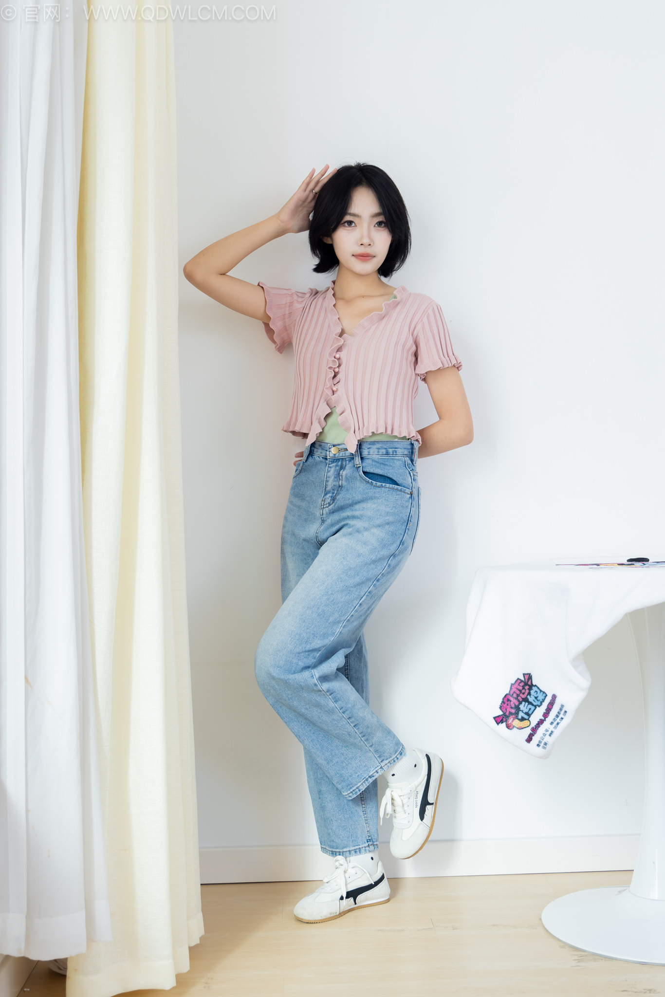 勿恋传媒2585期小爱-运动鞋、白棉袜、薄黑丝（脚尖加固款）、厚肉丝仅在黑丝内打底（全程叠穿）[149P/1V/3.64G]插图7