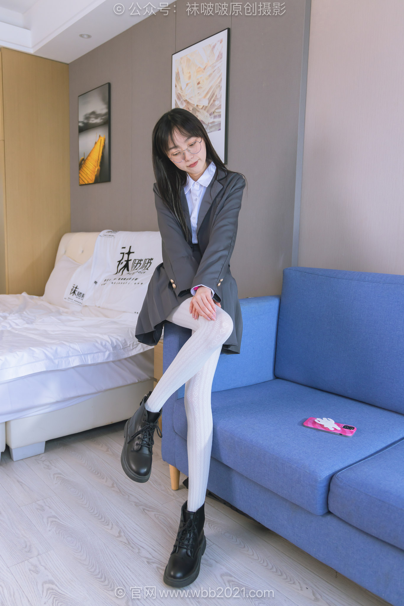 袜啵啵637期花絮版稚予短靴厚白丝（爱心麻花款）学苑风[140P/1V/5.69G]插图