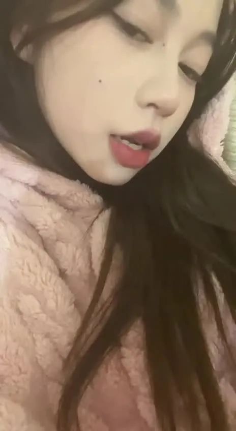 脚模面试脸足同框套路系列-197 [19V/125M]插图3