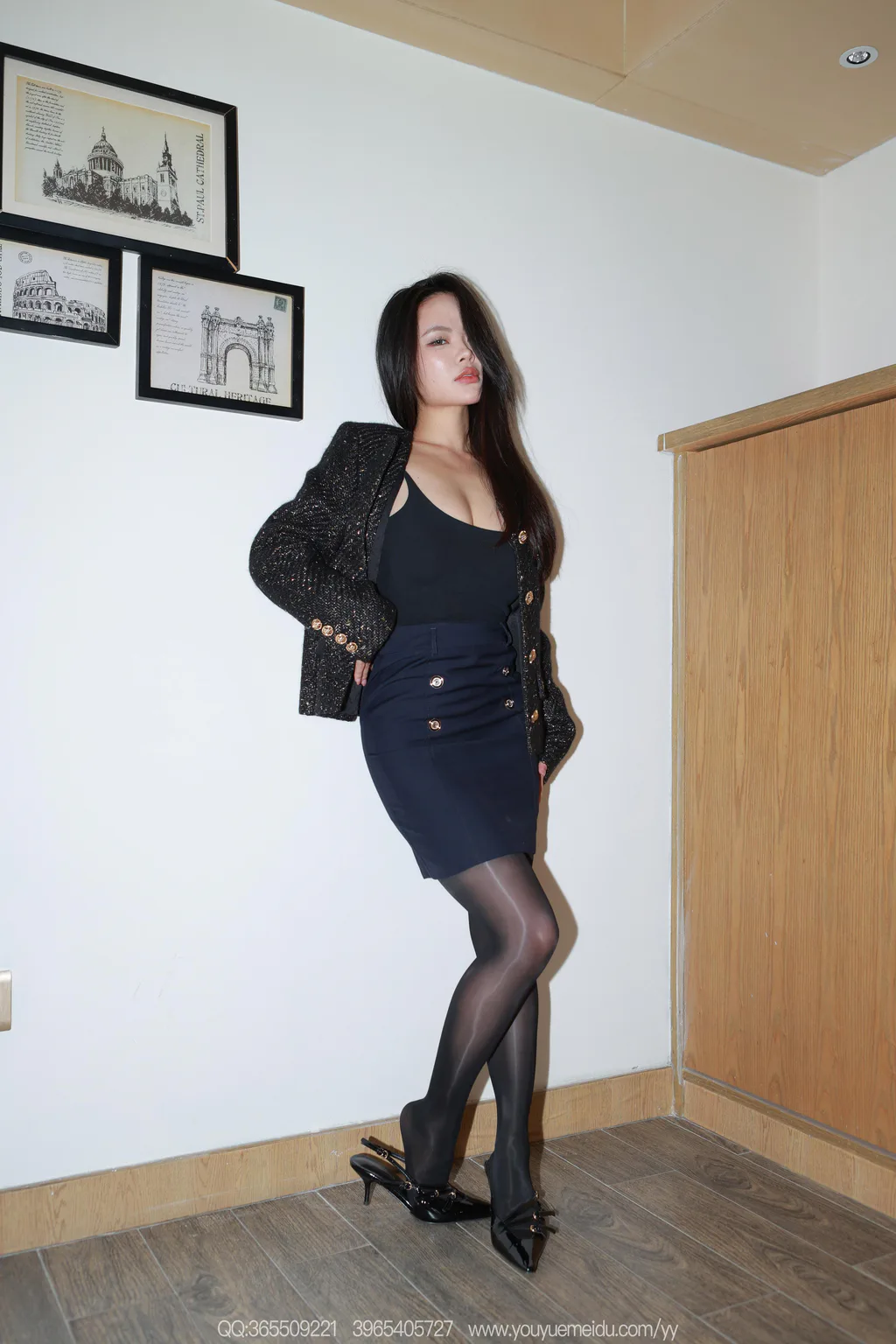 [IESS异思趣向] 2025.11.15 丝享家2211：兔兔《油亮丝（上）》[72P/105MB]插图1