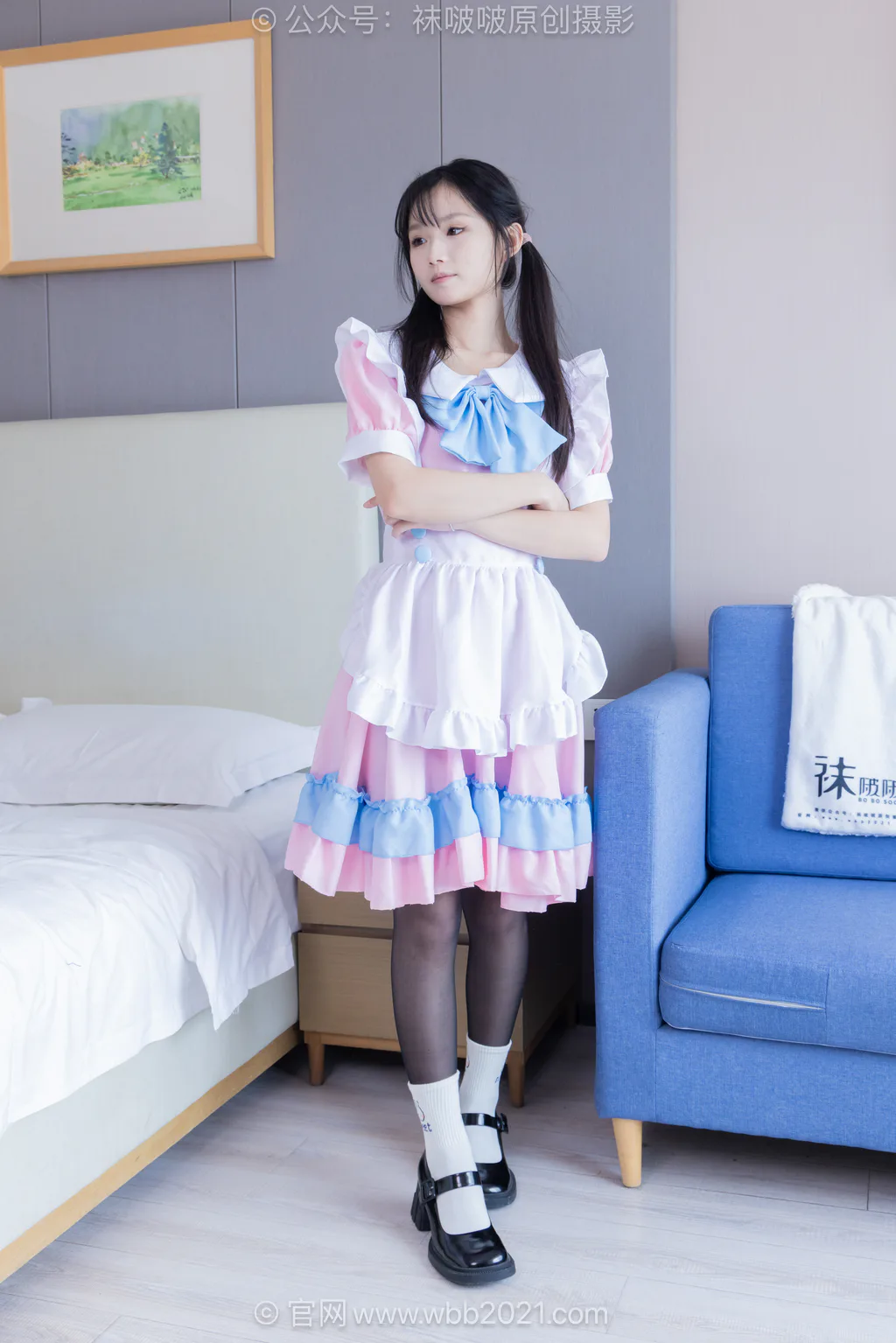 [BoBoSocks袜啵啵]NO.639 甜甜圈-皮鞋、两双白棉袜、薄黑丝、钕仆装[158P/1V/6.38GB]插图1