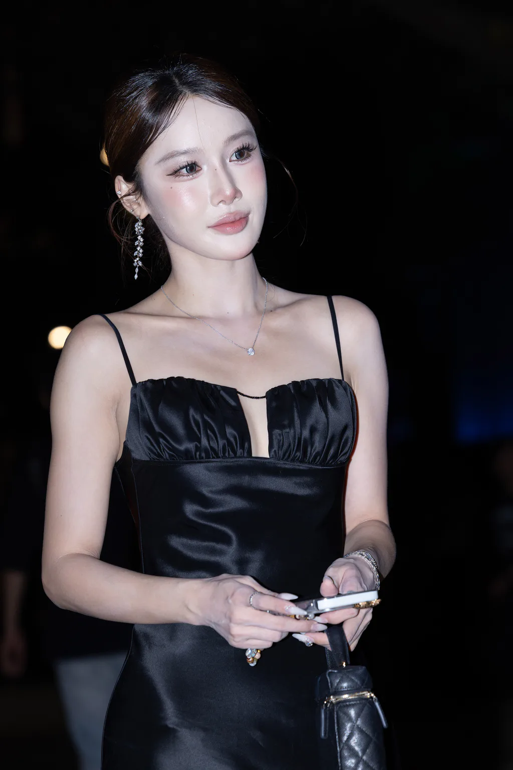 精选街拍作品 NO.6536 顶级名媛白富美玉足[95P/148MB]插图2