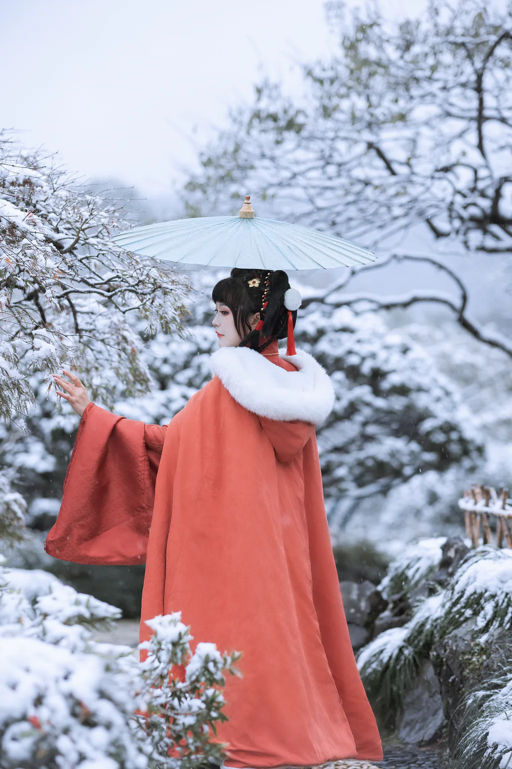 [YITUYU艺图语]2023.01.31 临安初雪 璐璐haley[36+1P/455MB]插图3