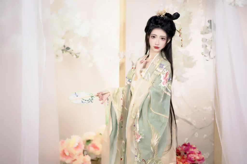 [YITUYU艺图语]2023.02.11 十二风华鉴 -绮罗生的小苏苏-[25+1P/211MB]插图3