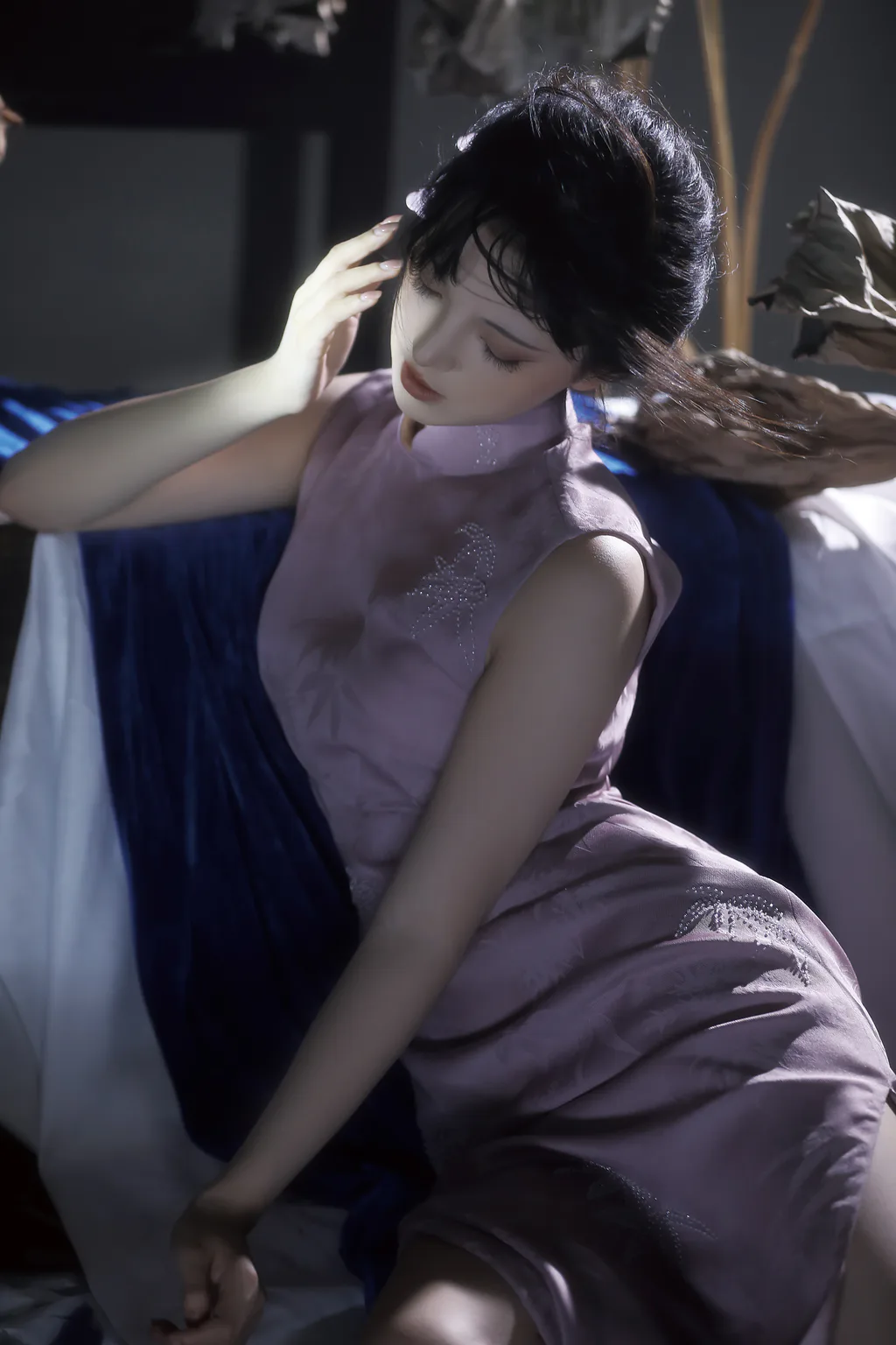 [YITUYU艺图语]2023.01.09 月亮告诉我，他不会回来了。 冯玉憬[19+1P/113MB]插图2