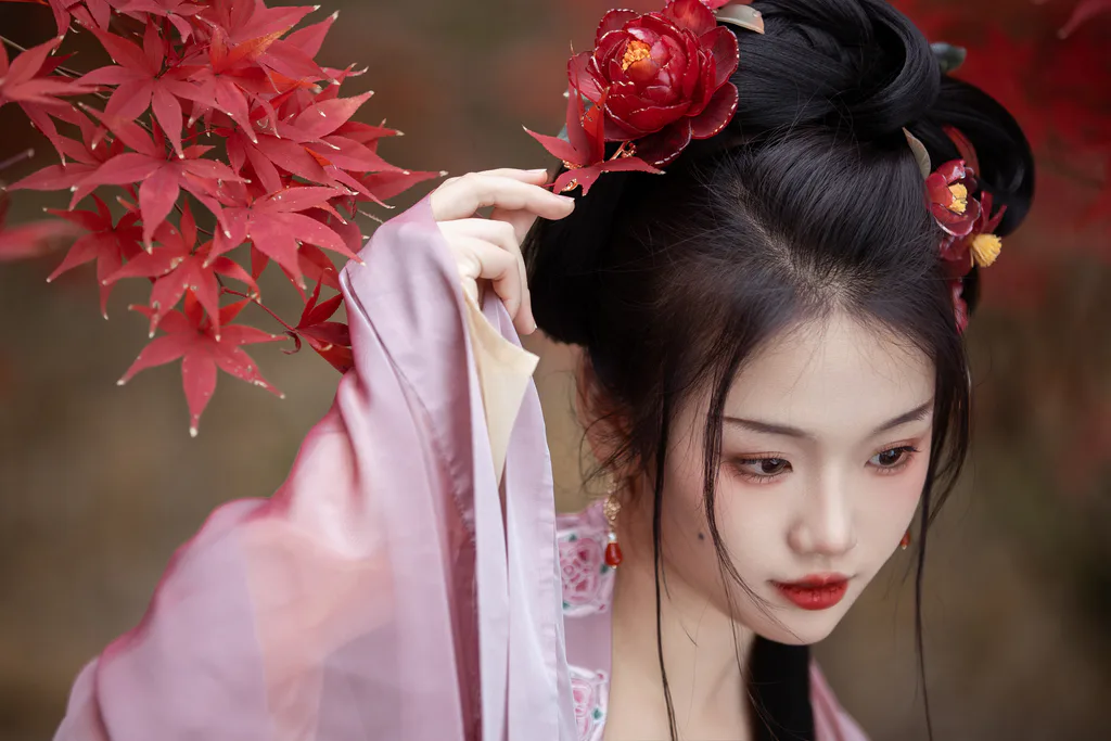 [YITUYU艺图语]2023.02.07 晚枫歌 晚江亭[33+1P/391MB]插图3